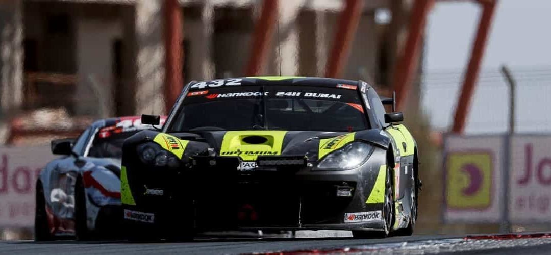 Butel warms up in Dubai ahead of GT4 season